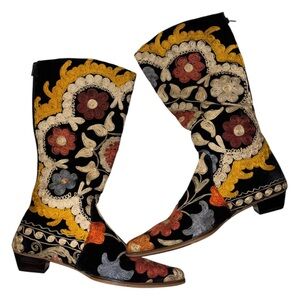 Embroidered Floral Ankle Boots - Black and Gold
